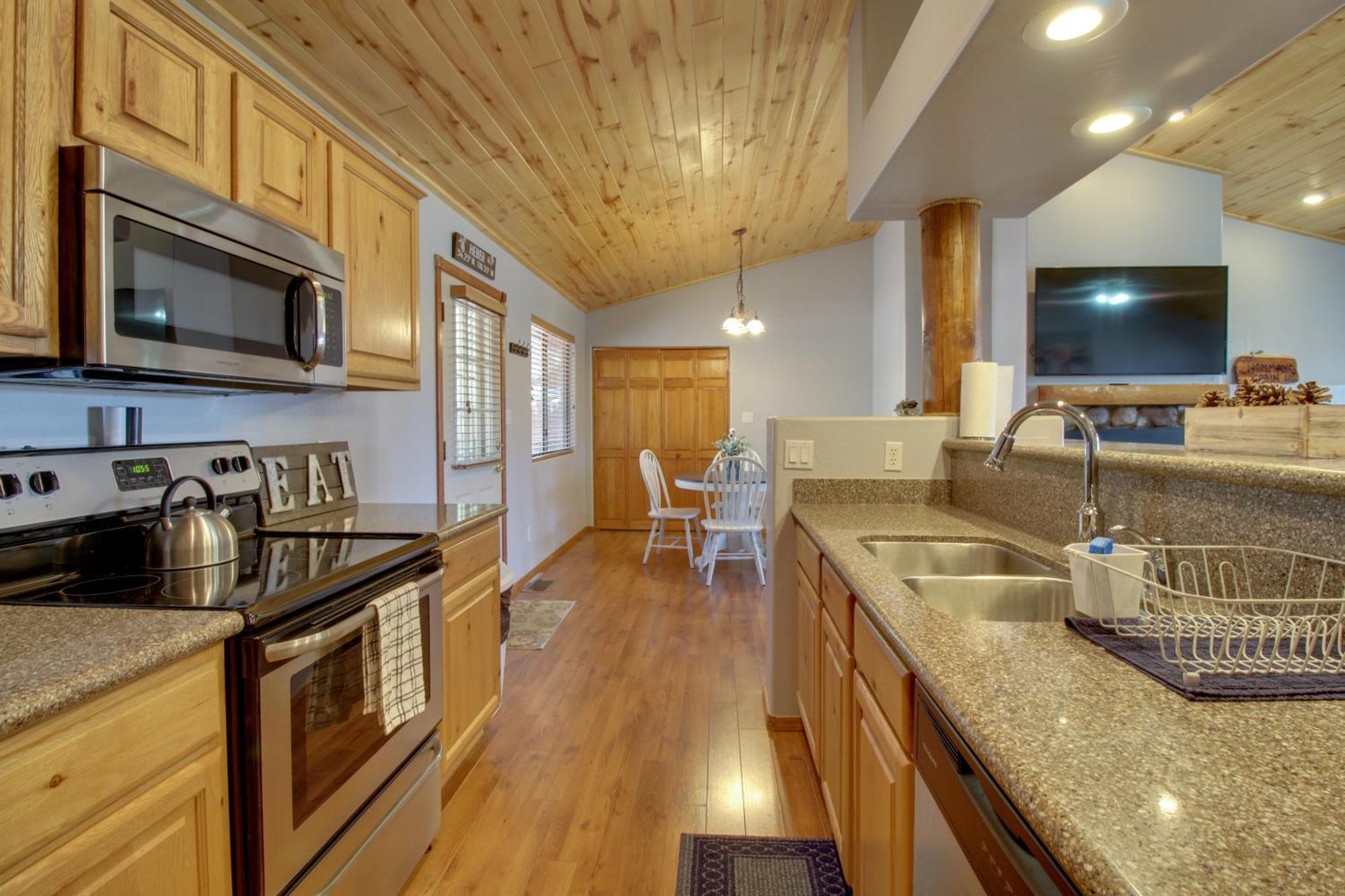 Overgaard Cabin Near Sitgreaves National Forest! Екстер'єр фото